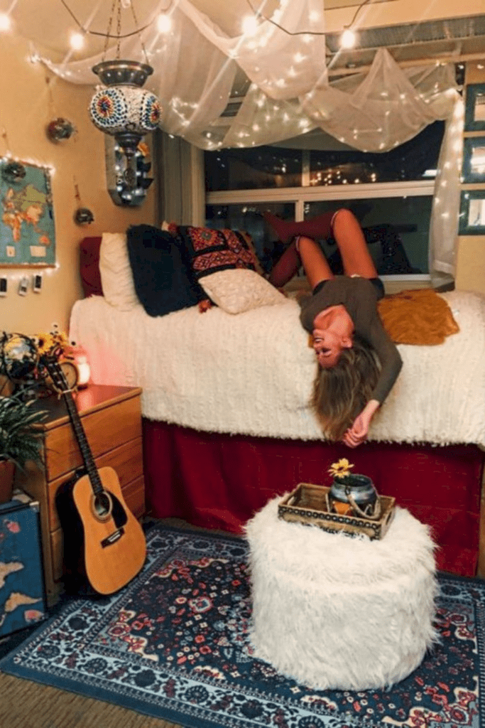 What to bring to a college dorm