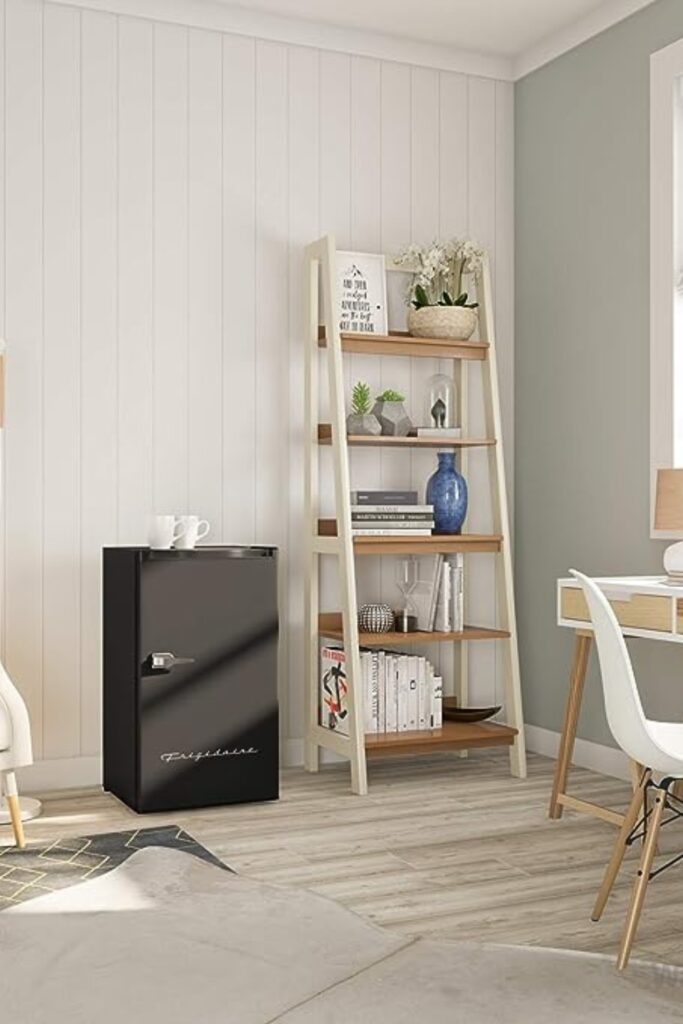 Dorm Room Fridges§
