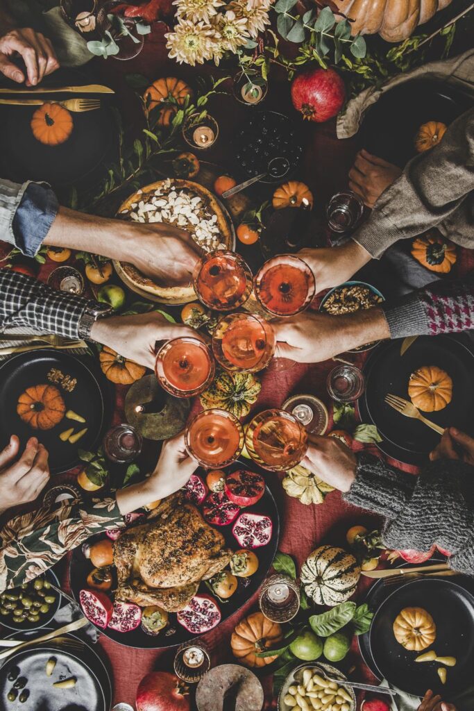 Friendsgiving Invites