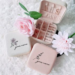 Personalized birth flower jewelry box