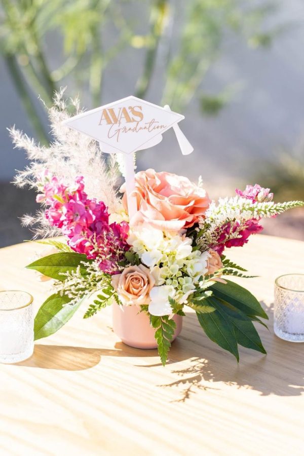 graduation table decorations