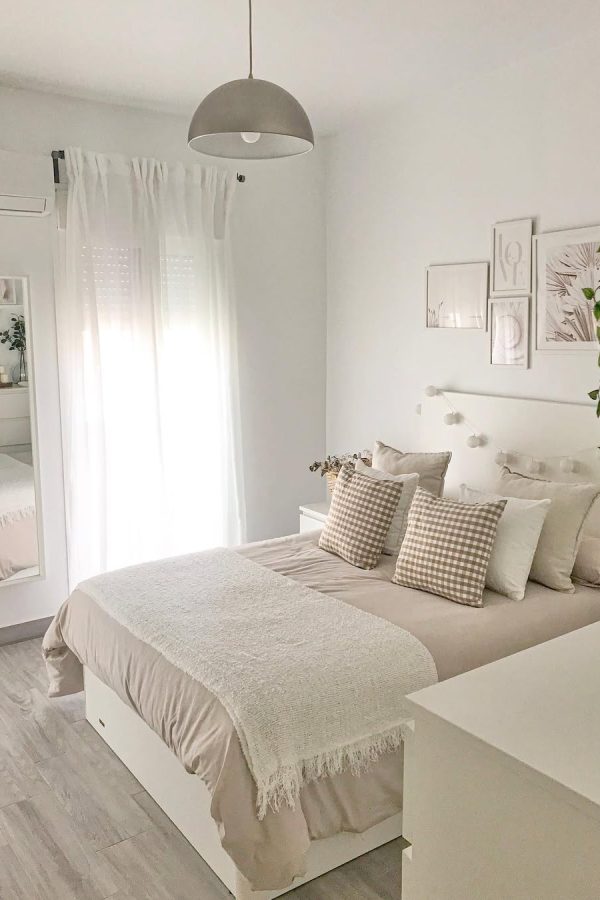 how-to-make-a-small-bedroom-look-bigger.jpg