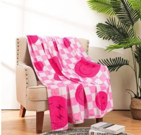 preppy room decor