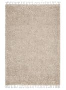 tasseled rug